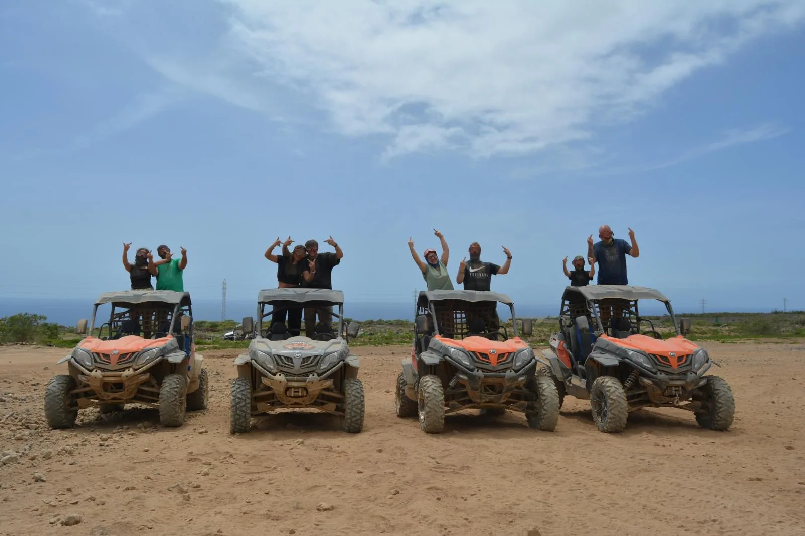Buggy todoterreno por la costa salvaje de Tenerife
